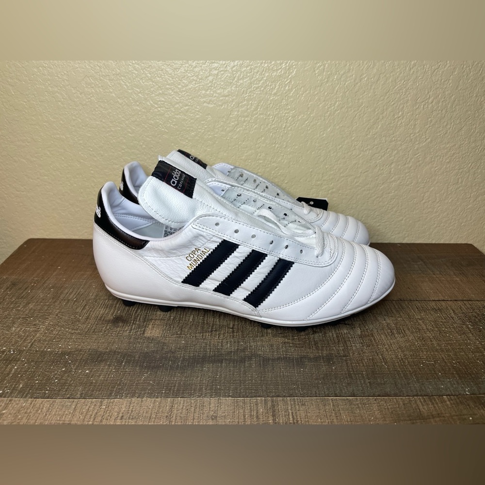 Adidas Copa Mundial Leather FG “White Black”
- Size 11 Men.